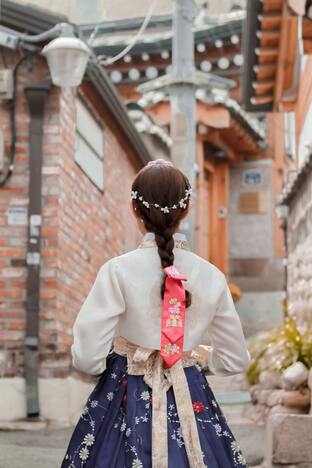 Where to Buy Modern Hanbok Online? 6 Best Modern Hanbok Stores & Modern Hanbok Brands