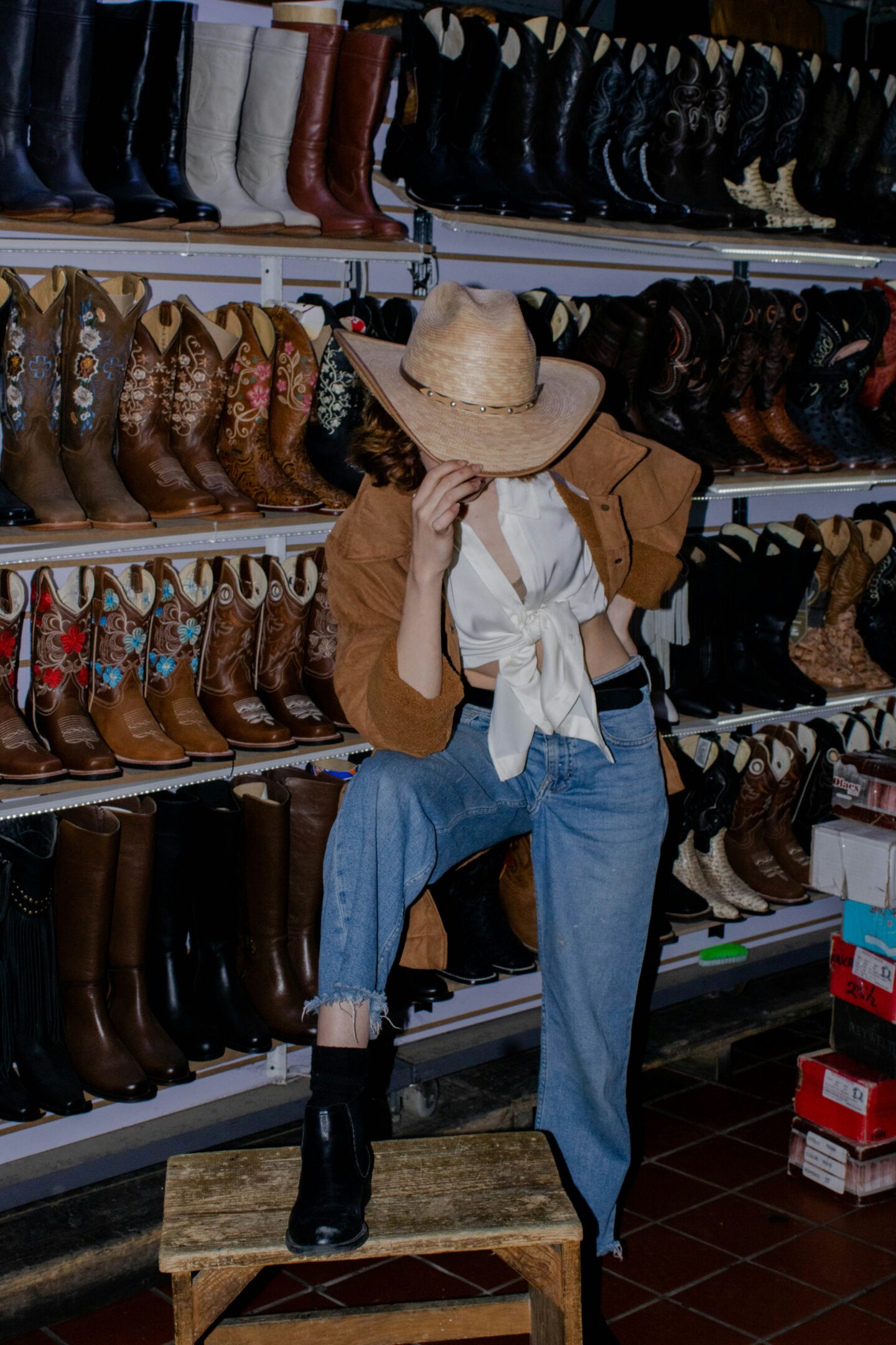 Trendy Cowgirl Outfits You’ll Want to Rock!